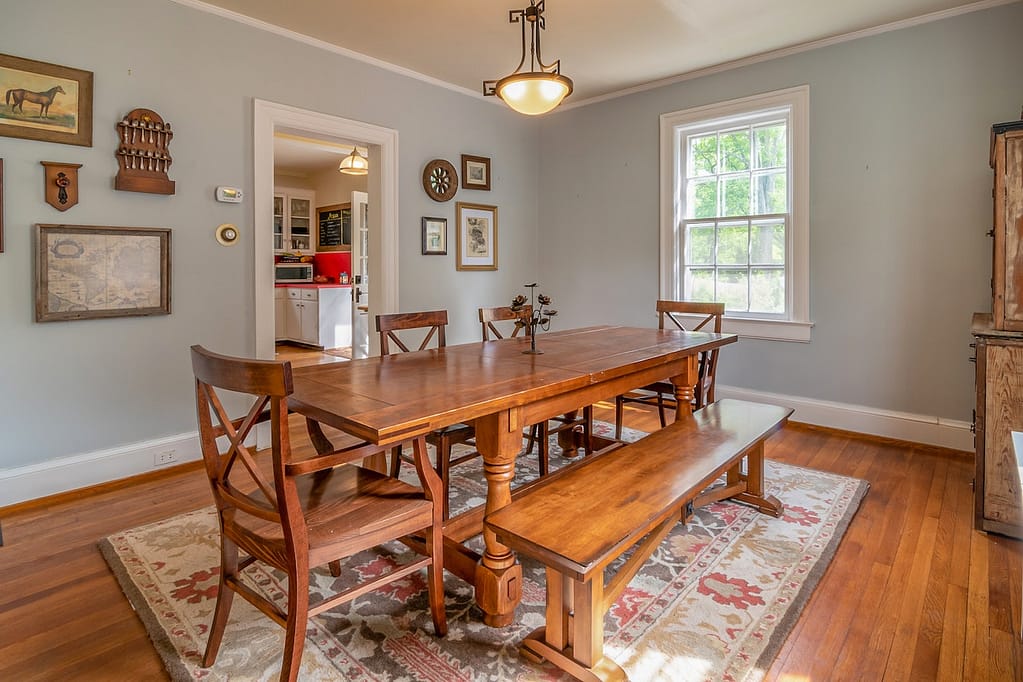 luxury rug dining room